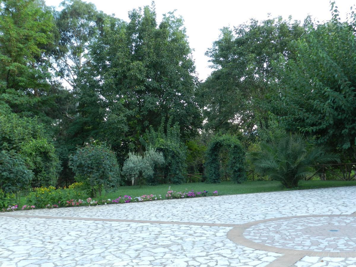 Il Nibbio Reale Country House Rocca d'Evandro Zewnętrze zdjęcie